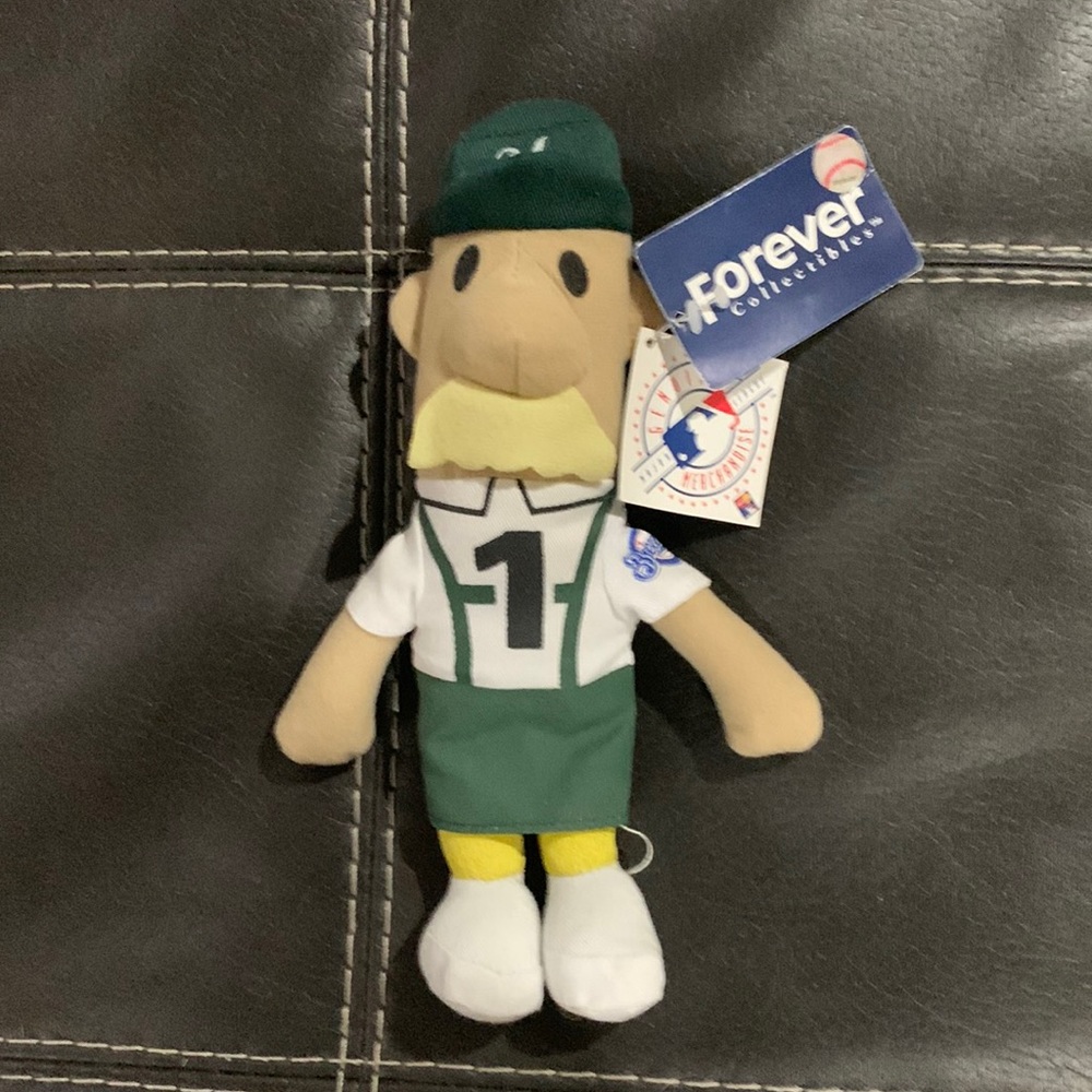 NWT Milwaukee Brewers Racing Sausage